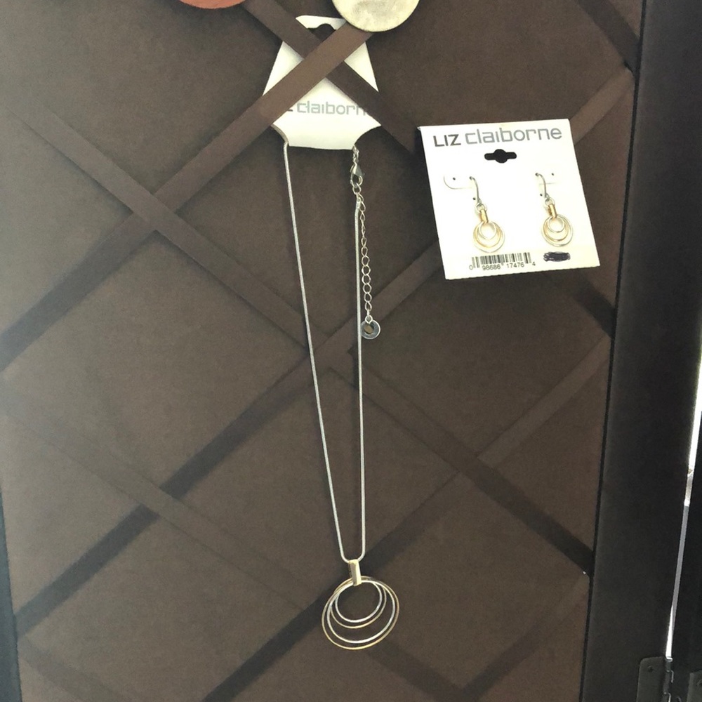 Liz Claiborne earrings / necklace set